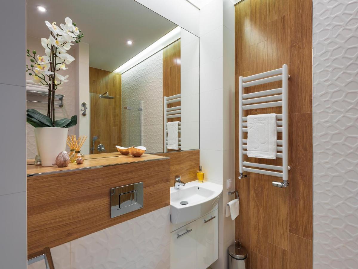 Black Pearl Apartment *